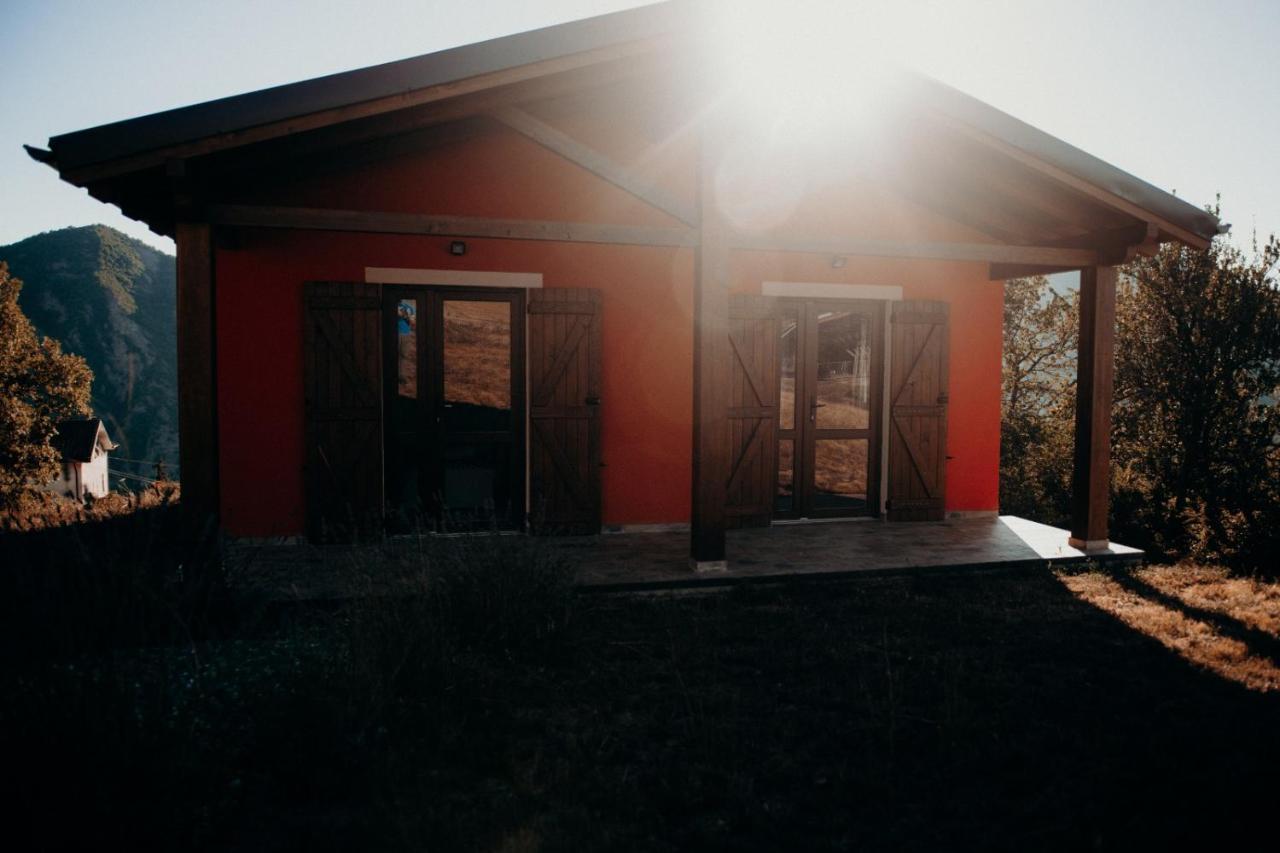 Azienda Agricola Saint Hubert Cantalupo Ligure ภายนอก รูปภาพ